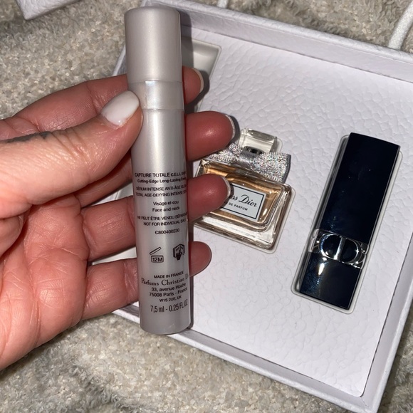 Miss Dior and cell energyy serum with lipstick - Picture 3 of 3